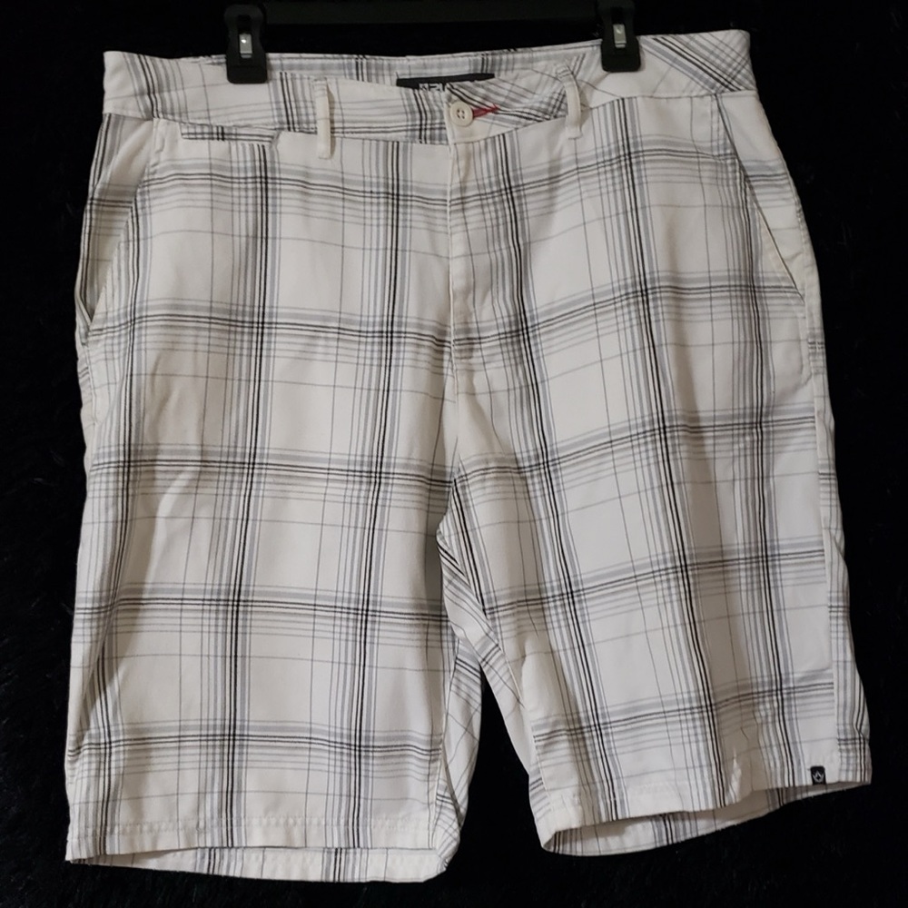 Rusty Men's Size 36 Bermuda Shorts Grey Plaid
